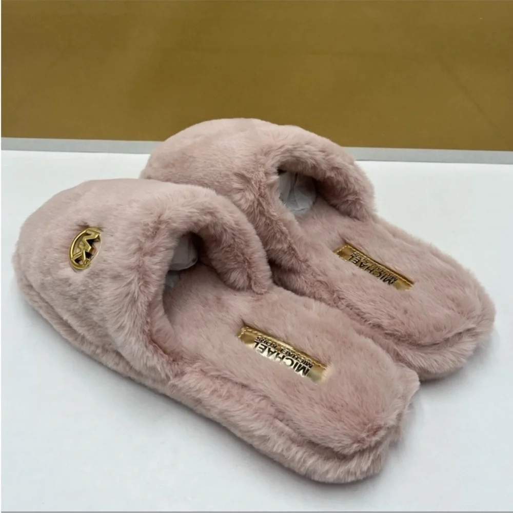 Michael Kors Blush Furry Women's Slippers